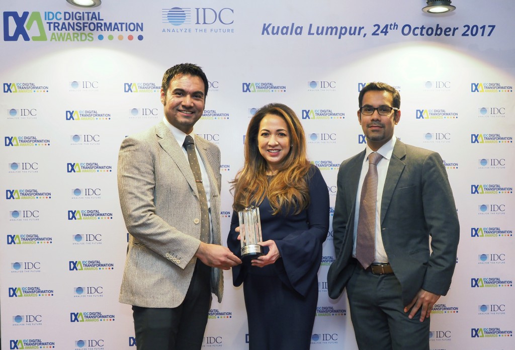 1024 - From left to right - Sudev Bangah, Managing Director IDC ASEAN, Dato Rohana Rozhan, Astro Group CEO, Pranabesh Nath, Research Director, IDC Malaysia